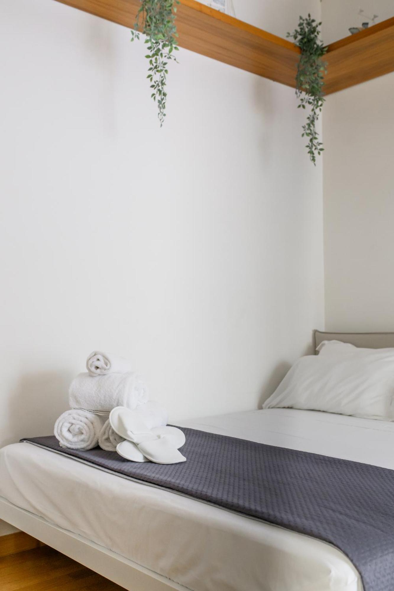 Chiaia Life Apartment Naples Exterior photo